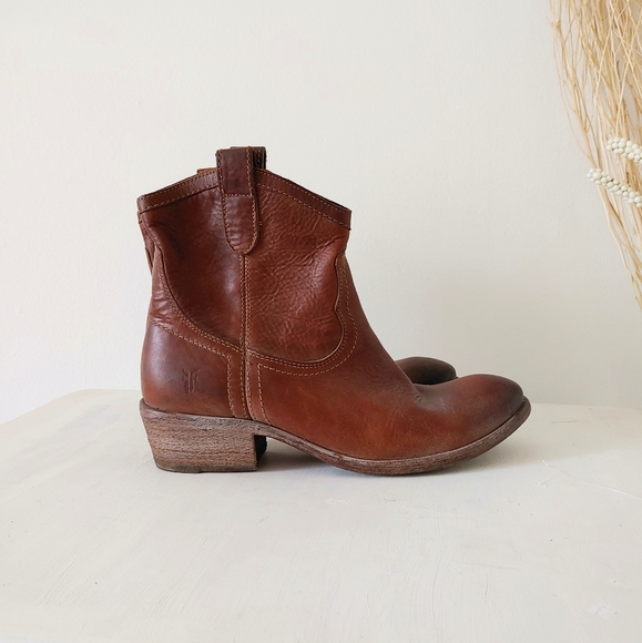 Frye Shoes - Frye Pull On Leather Ankle Booties